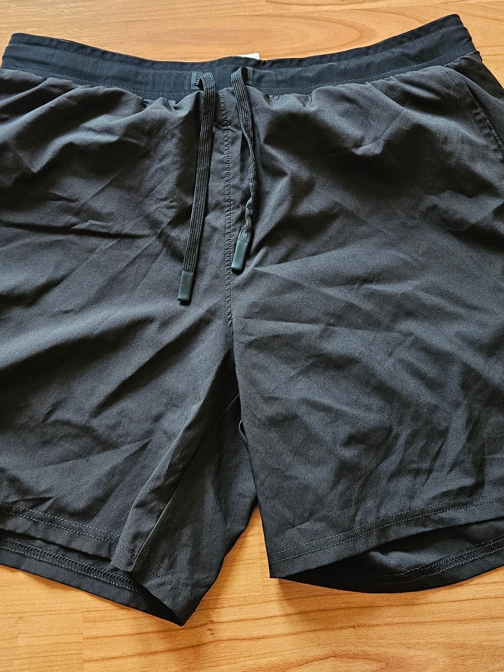 Old Navy Active Black Athletic Running Shorts Men's Large Zip Pockets